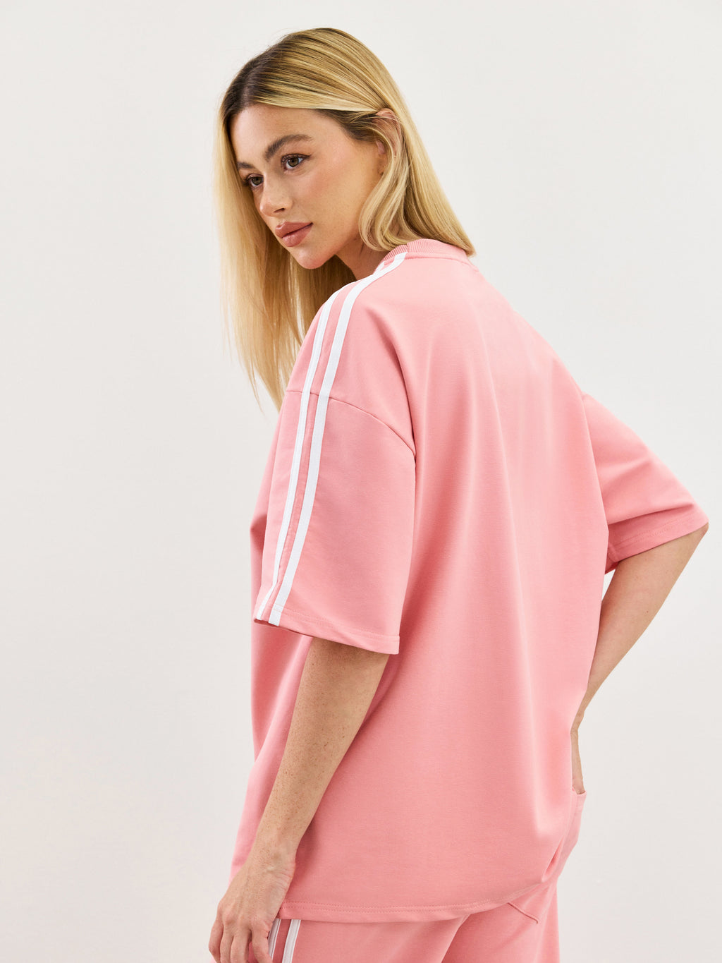 Oversized Crewneck Tee - Rose Pink