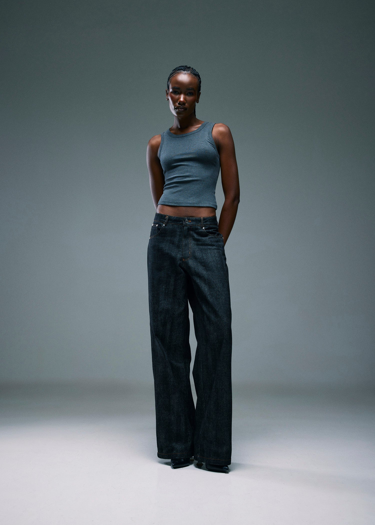 Women’s Ribbed Tank Top - Charcoal