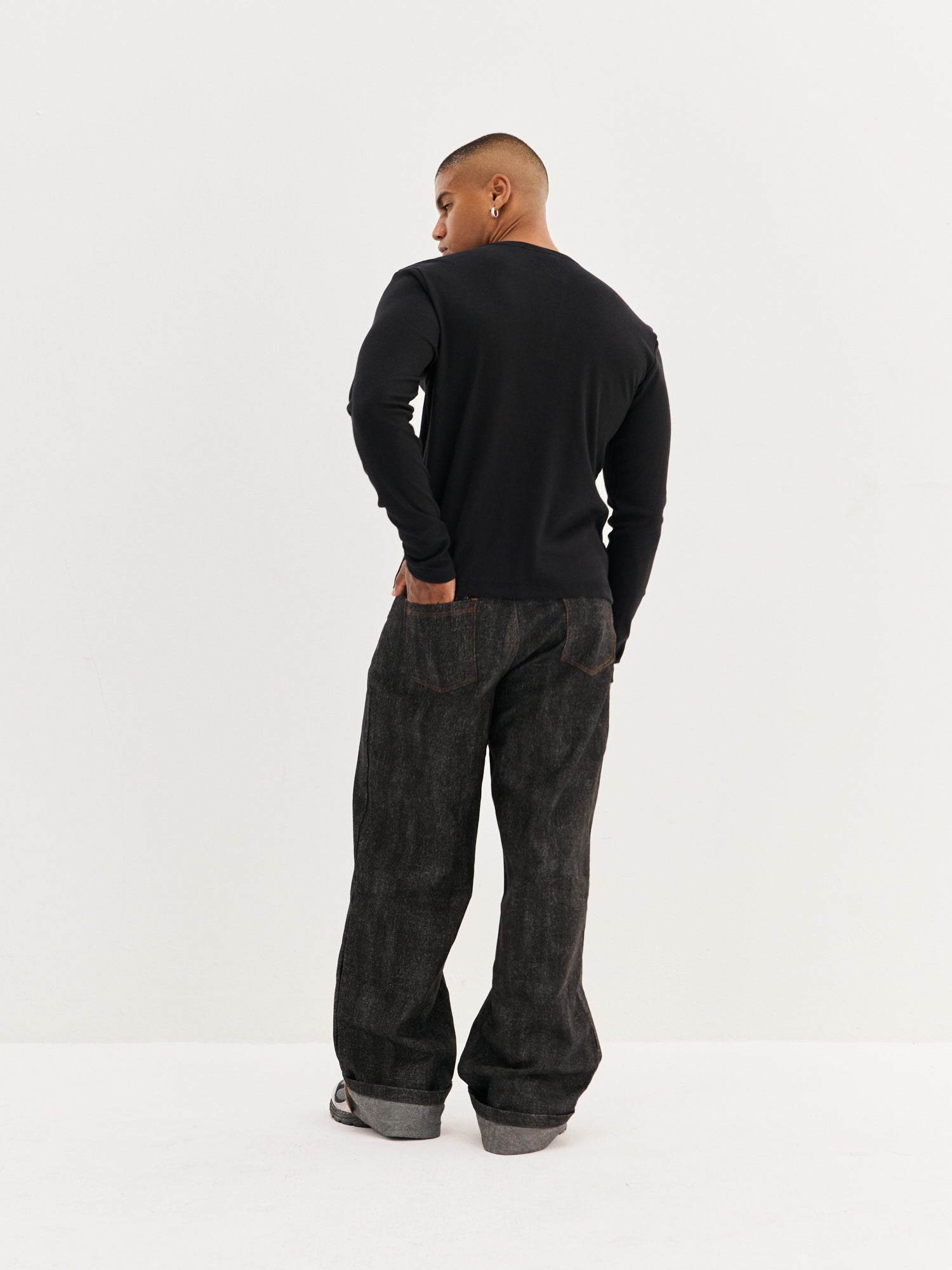 Men's Ribbed Henley - Black
